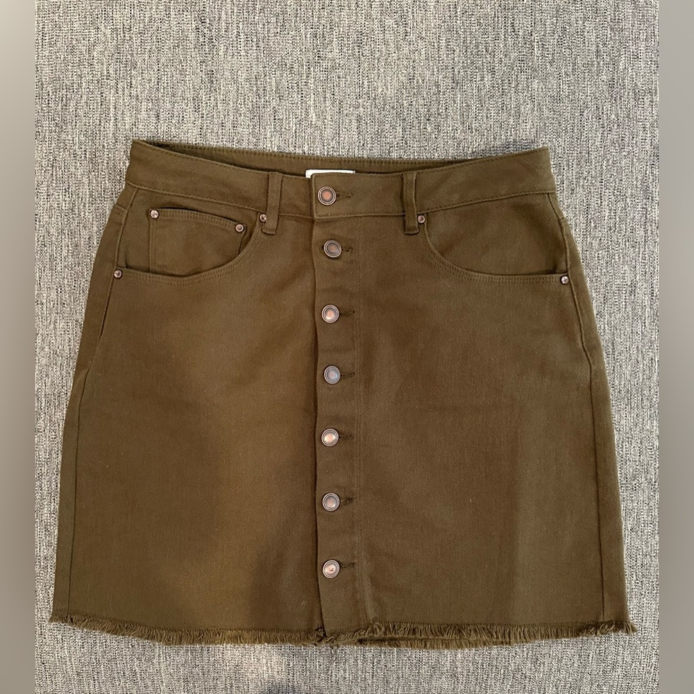 a loves a Army Green Jean Skirt Size 30 - Picture 5 of 6